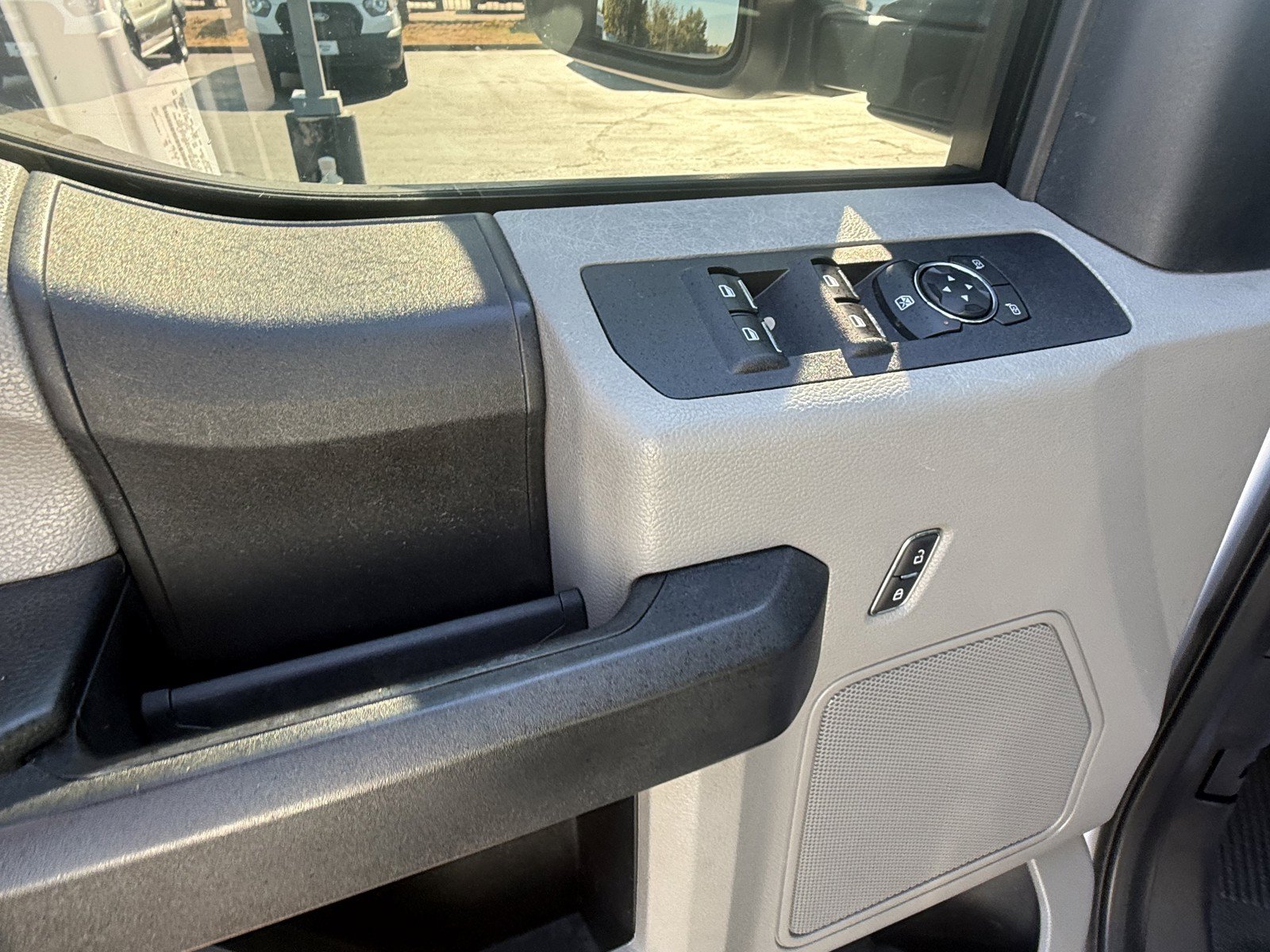 Used 2020 Ford F250 XL w/ STX Appearance Package AWD/4WD image 17