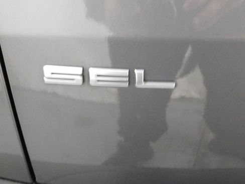 Used 2022 Ford Escape SEL w/ Technology Package image 6