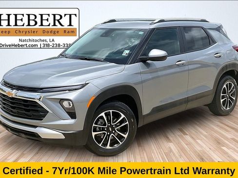 Used 2024 Chevrolet TrailBlazer LT w/ Driver Confidence Package FWD image 1