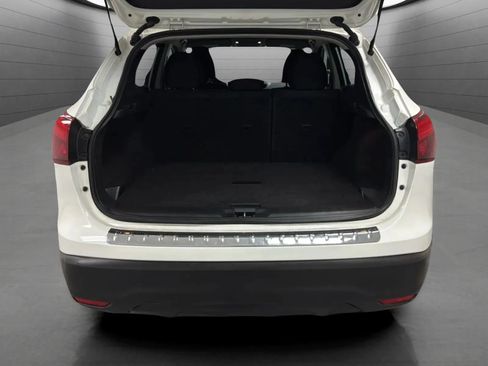 Used 2019 Nissan Rogue Sport S FWD image 19