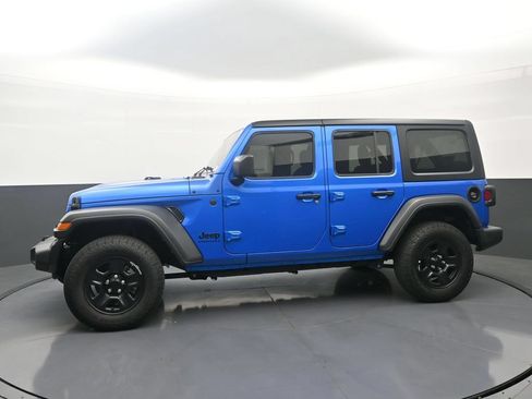 Used 2026 Jeep Wrangler Unlimited Sport AWD/4WD image 4