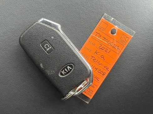 Used 2021 Kia Telluride EX w/ EX Premium Package AWD/4WD image 48