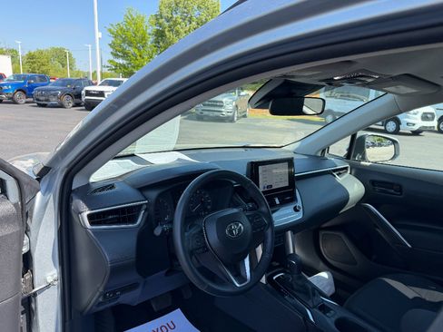 Used 2023 Toyota Corolla Cross LE FWD image 26