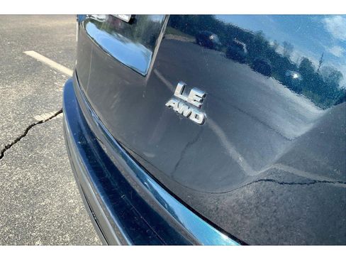 Used 2018 Toyota RAV4 LE w/ All Weather Liner Package image 8