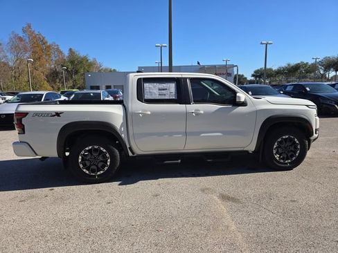 New 2026 Nissan Frontier Pro-X w/ Tow Package RWD image 9