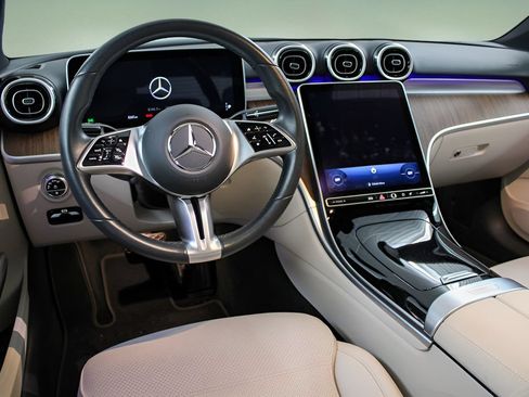 Used 2022 Mercedes-Benz C 300 Sedan image 19