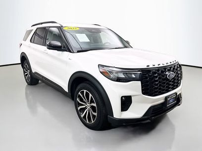 Used 2025 Ford Explorer ST-Line