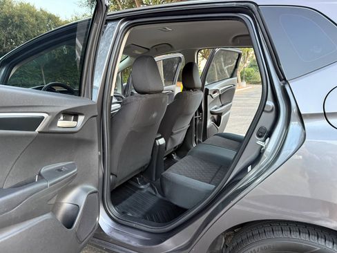 Used 2017 Honda Fit LX image 16