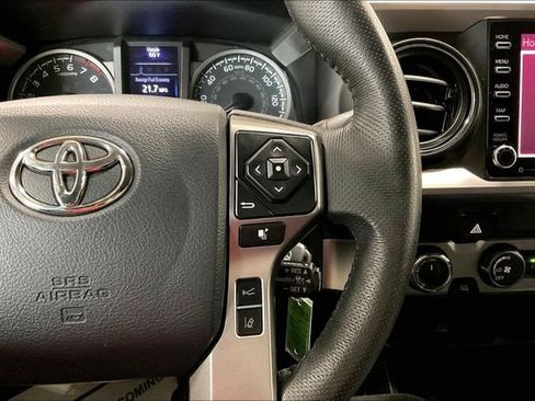 Used 2020 Toyota Tacoma SR5 AWD/4WD image 20