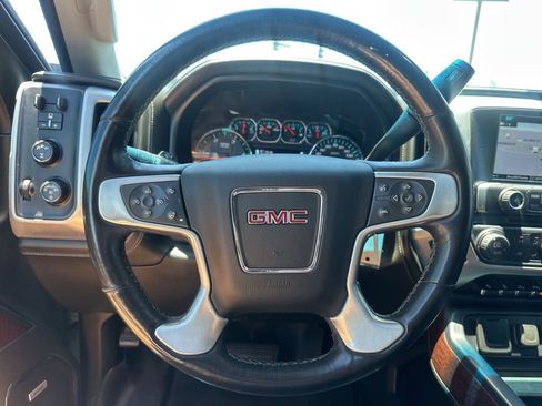 Used 2017 GMC Sierra 2500 SLT w/ Duramax Plus Package AWD/4WD image 45
