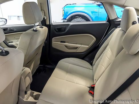 Used 2019 Ford Fiesta SE image 12