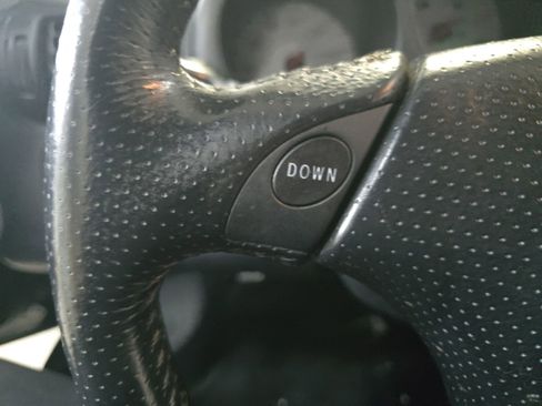 Used 2003 Toyota MR2 RWD image 17