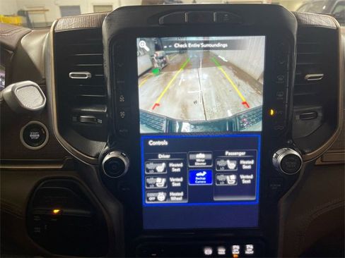 Certified 2019 RAM 2500 Limited w/ Cold Weather Group image 17