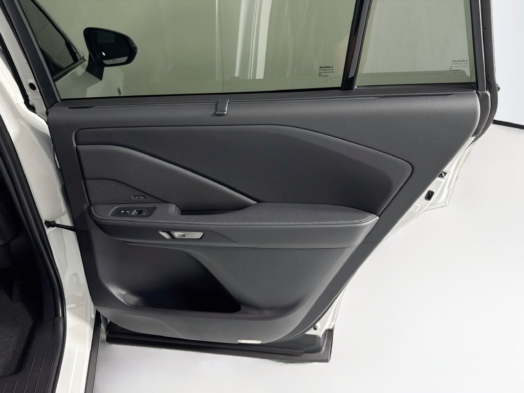 New 2026 Lexus TX 500h AWD w/ Technology Package image 28