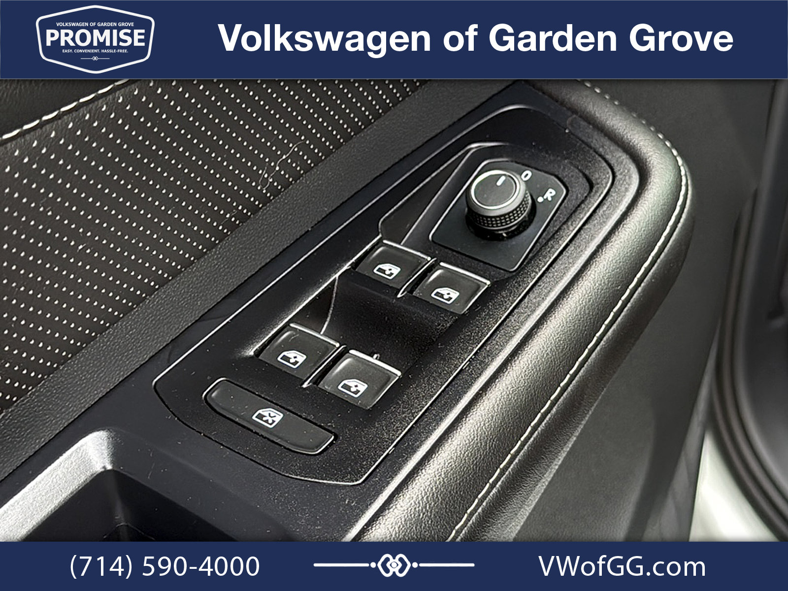 Used 2025 Volkswagen Atlas SE FWD image 14