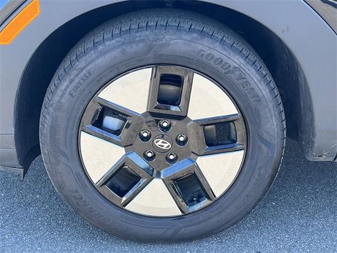 Used 2025 Hyundai Santa Fe SEL image 48