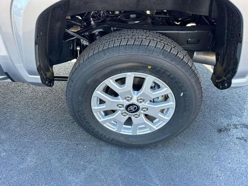 New 2026 Toyota Tacoma SR5 AWD/4WD image 12