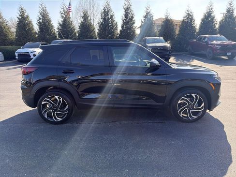 Used 2025 Chevrolet TrailBlazer RS w/ Driver Confidence Package image 9