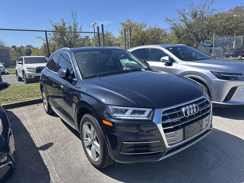 Used 2019 Audi Q5 2.0T Premium Plus w/ Premium Plus Package image 2