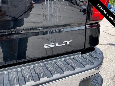 Used 2025 GMC Sierra 1500 SLT AWD/4WD image 24