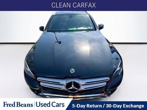 Used 2019 Mercedes-Benz GLC 300 4MATIC image 2