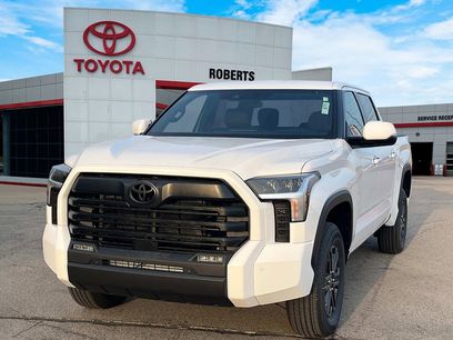 New 2025 Toyota Tundra SR5 w/ SR5 Convenience Package