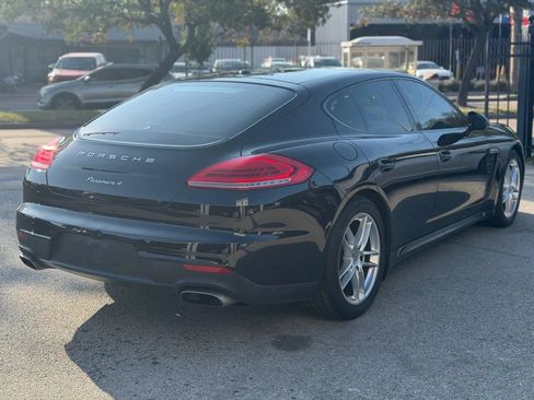 Used 2014 Porsche Panamera 4 w/ Premium Package AWD/4WD image 4