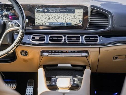 New 2026 Mercedes-Benz GLS 450 4MATIC image 22