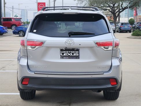 Used 2016 Toyota Highlander Limited Platinum image 6