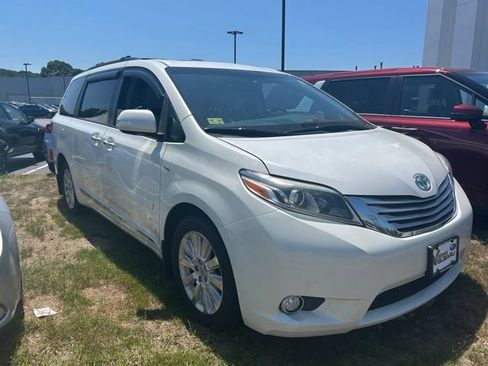 Used 2016 Toyota Sienna Limited Premium w/ Protection Package AWD/4WD image 3