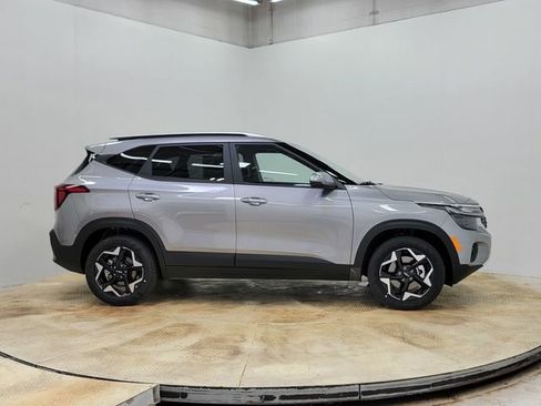 New 2026 Kia Seltos S image 4