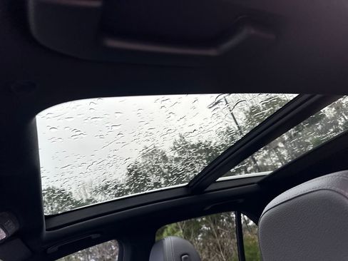 Certified 2022 Mercedes-Benz GLE 350 4MATIC w/ 3rd Row Seat Package image 12