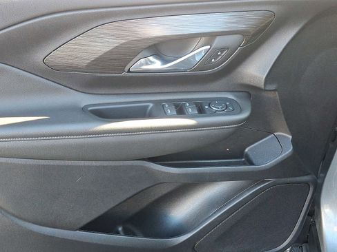 Certified 2024 GMC Terrain SLE image 12