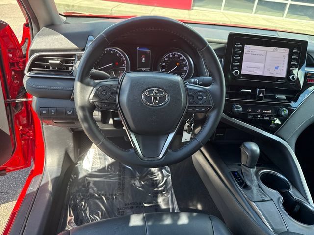 Used 2021 Toyota Camry SE FWD image 17