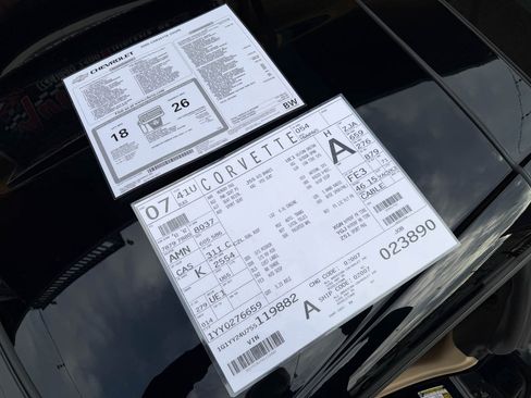 Used 2005 Chevrolet Corvette Coupe w/ Preferred Equipment Group image 28