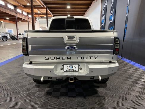 Used 2015 Ford F250 Lariat w/ Lariat Ultimate Package AWD/4WD image 4