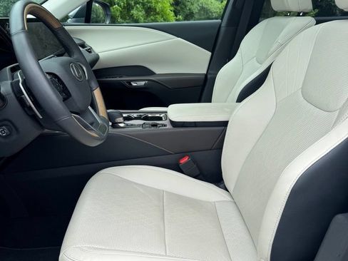 Used 2025 Lexus RX 350 w/ Convenience Package AWD/4WD image 9
