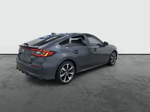 Used 2025 Honda Civic Sport Touring image 4