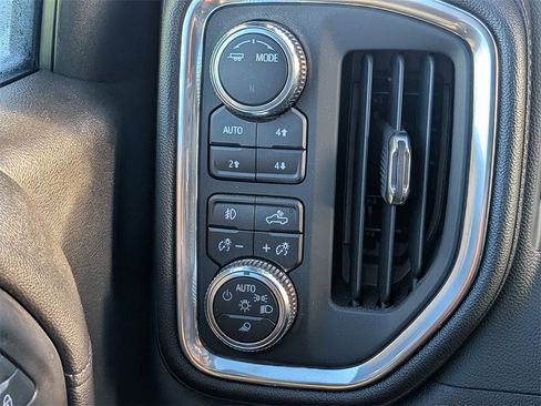 Used 2022 GMC Sierra 1500 Denali image 25