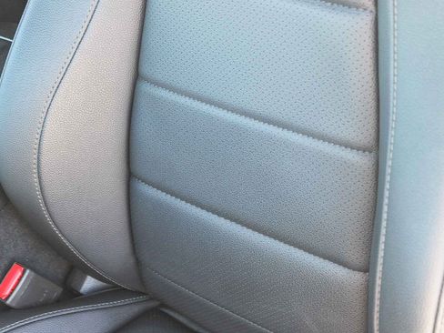 Used 2024 Mercedes-Benz GLE 450e 4MATIC image 23