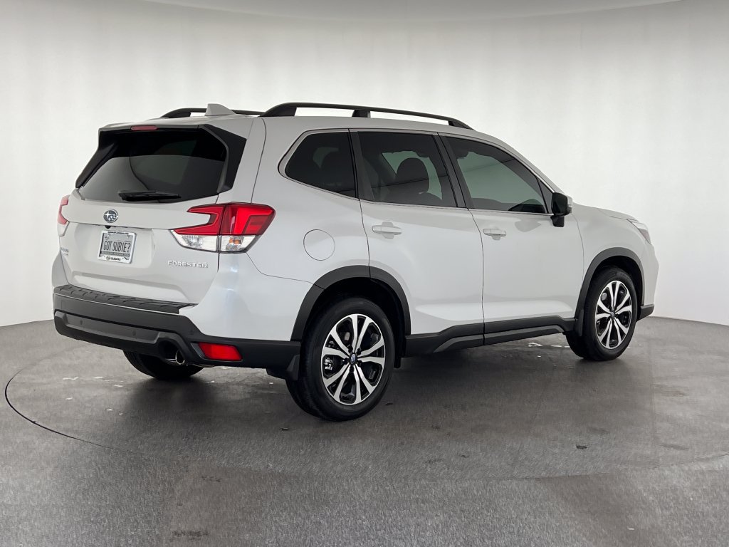 Used 2020 Subaru Forester Limited w/ Popular Package #3 AWD/4WD image 3