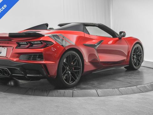 Used 2023 Chevrolet Corvette Z06 image 8