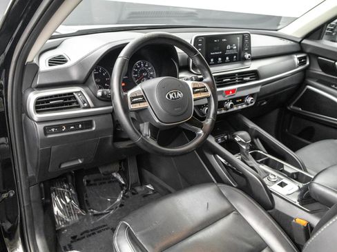 Used 2021 Kia Telluride LX image 5
