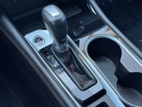 Used 2024 Nissan Altima 2.0 SR image 28