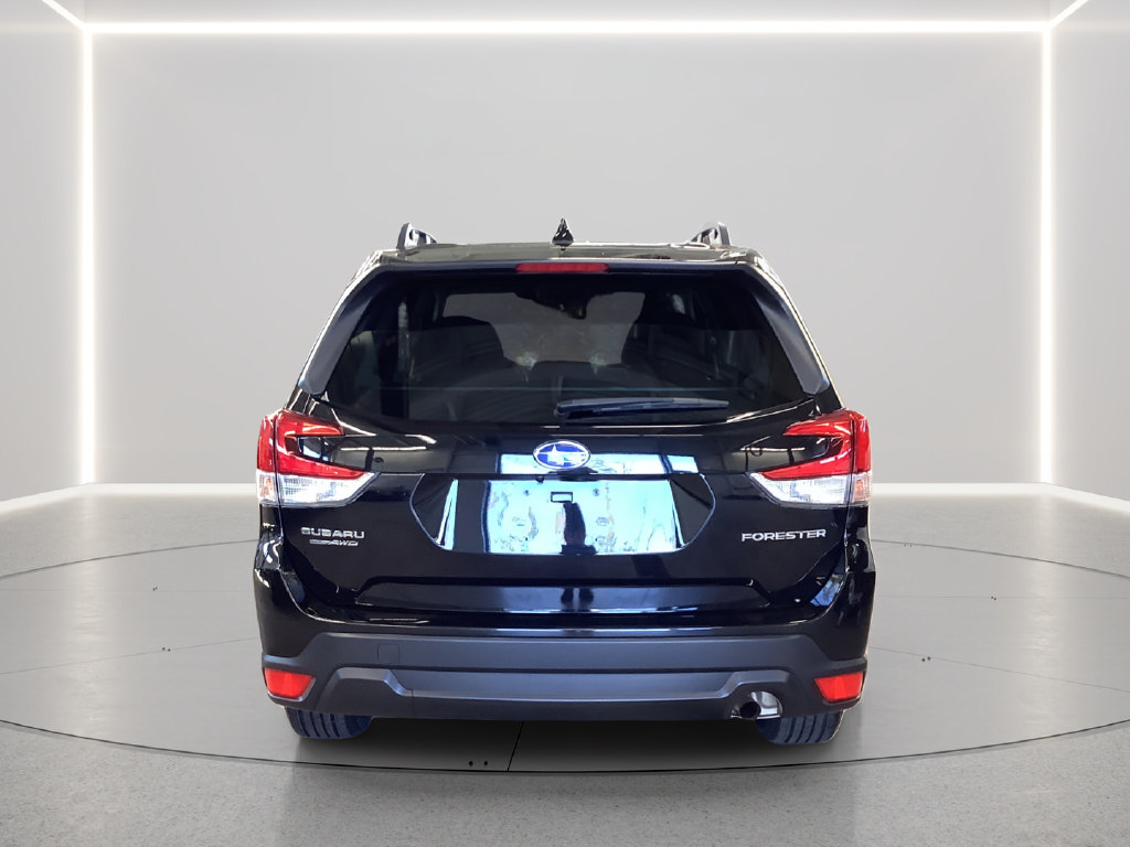 Certified 2023 Subaru Forester Premium AWD/4WD image 4