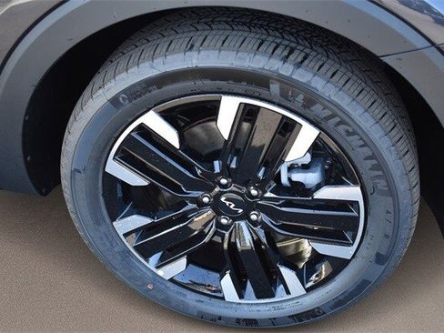 New 2025 Kia Telluride SX Prestige image 11