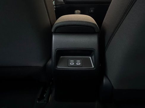 Used 2025 Toyota Corolla LE FWD image 12