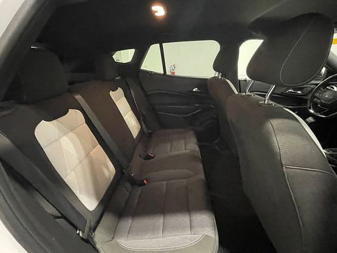 Used 2024 Chevrolet Trax RS image 21