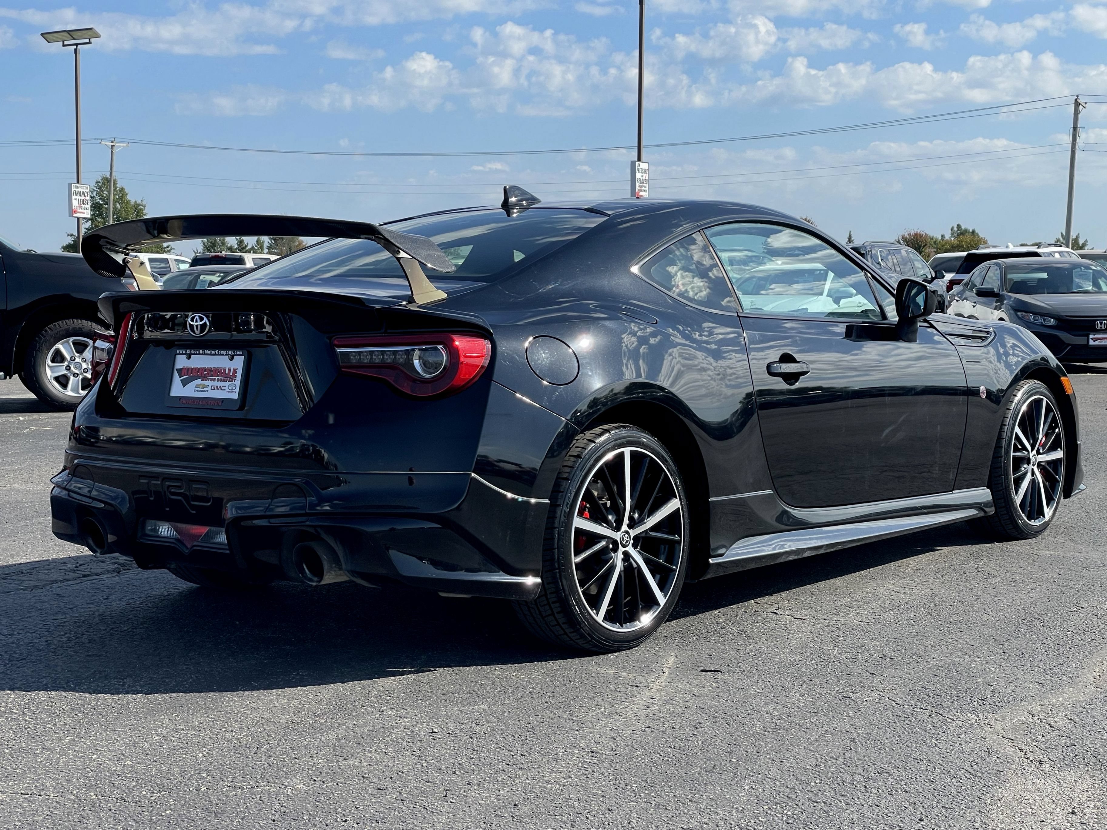 Used 2019 Toyota 86 TRD SE RWD image 4