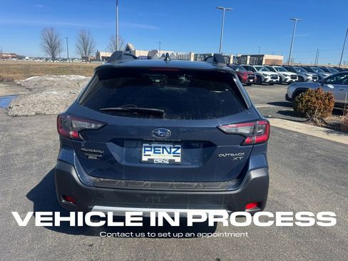 Used 2023 Subaru Outback Limited XT image 4